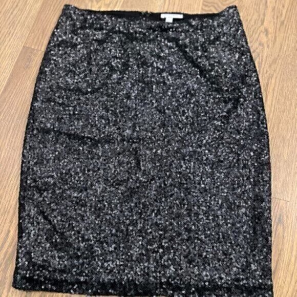 Halogen Black Sequin  skirt fully Lined Size 2 - Picture 1 of 4